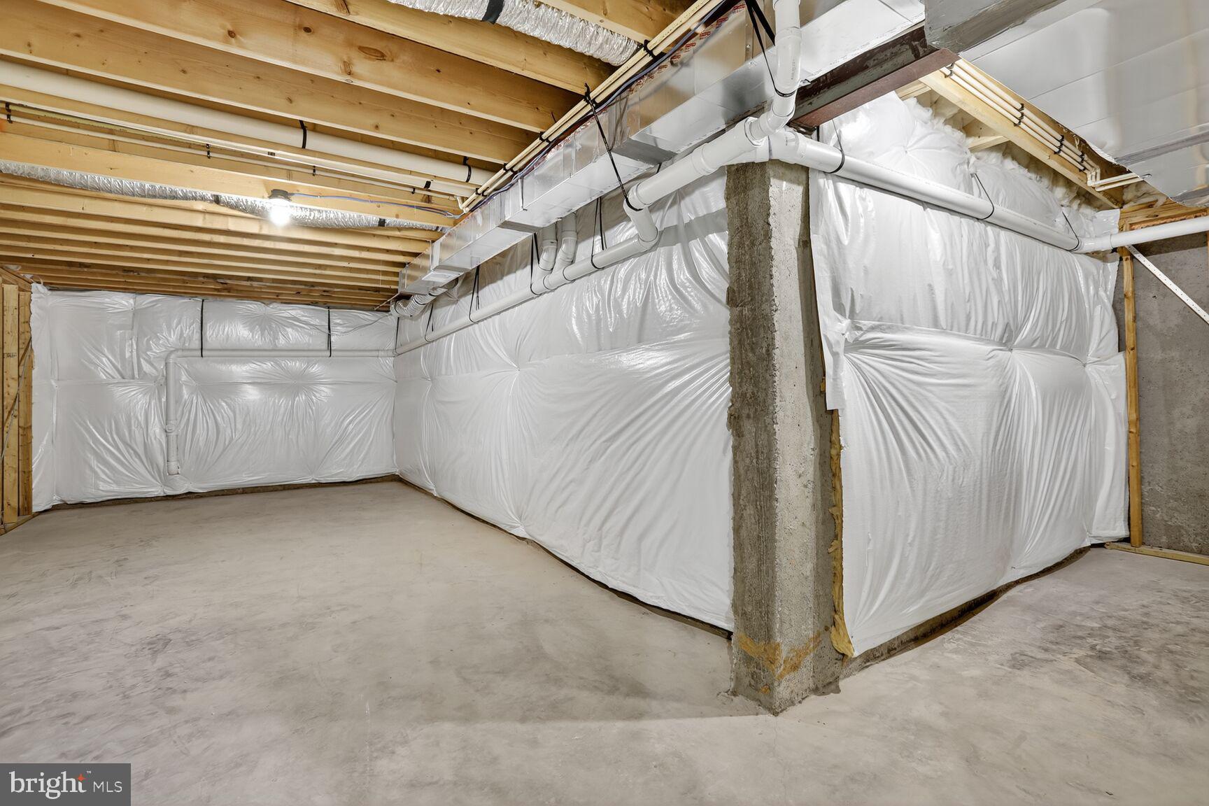 ALEXANDER'S CROSSING - Residential Lease