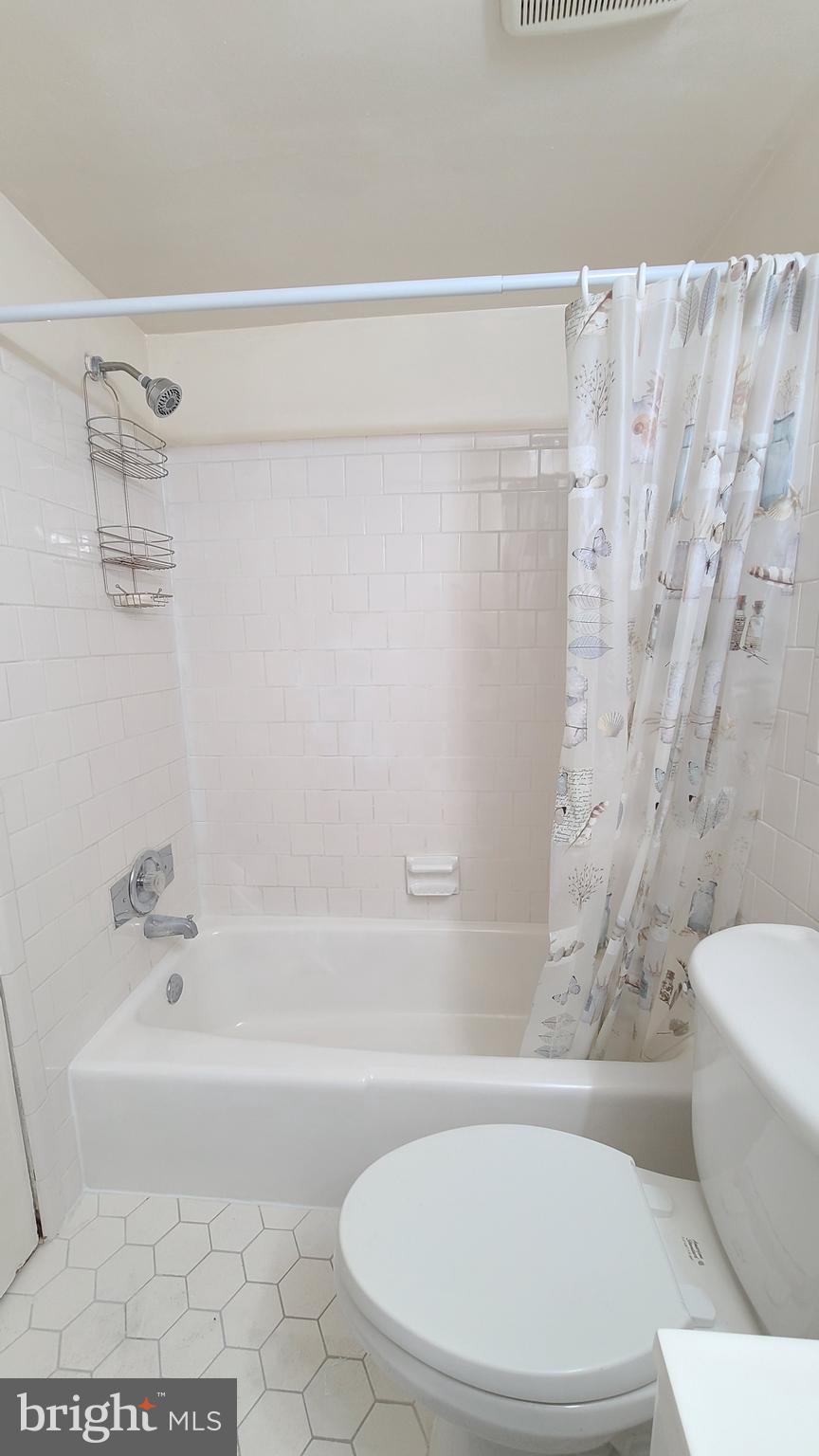 WESTBRIAR - Residential Lease