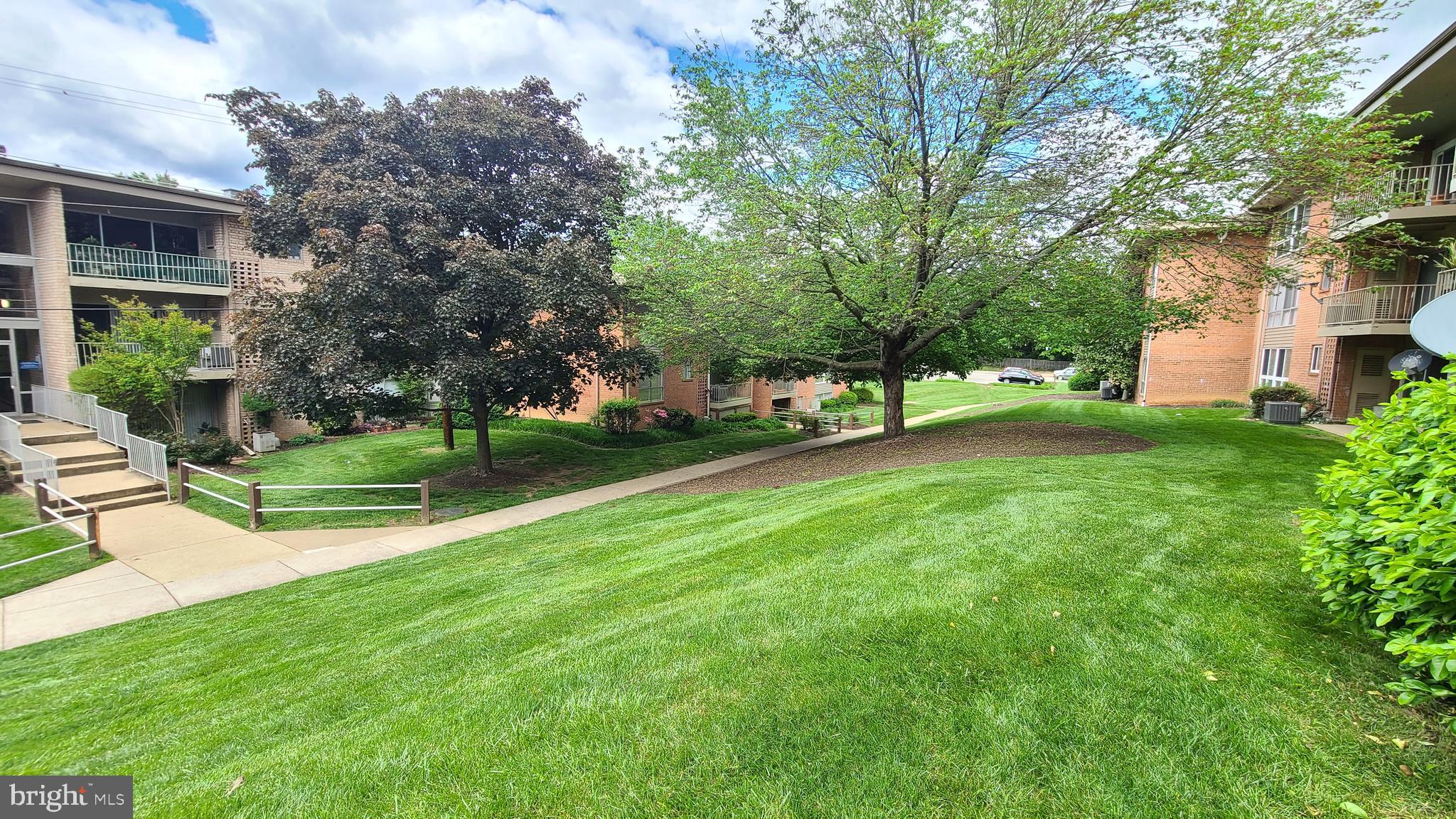 WESTBRIAR - Residential Lease