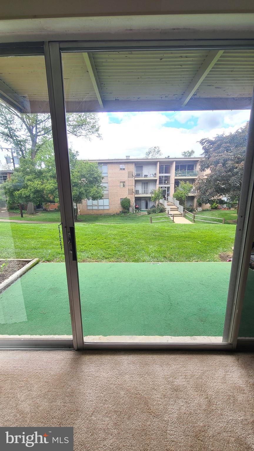 WESTBRIAR - Residential Lease