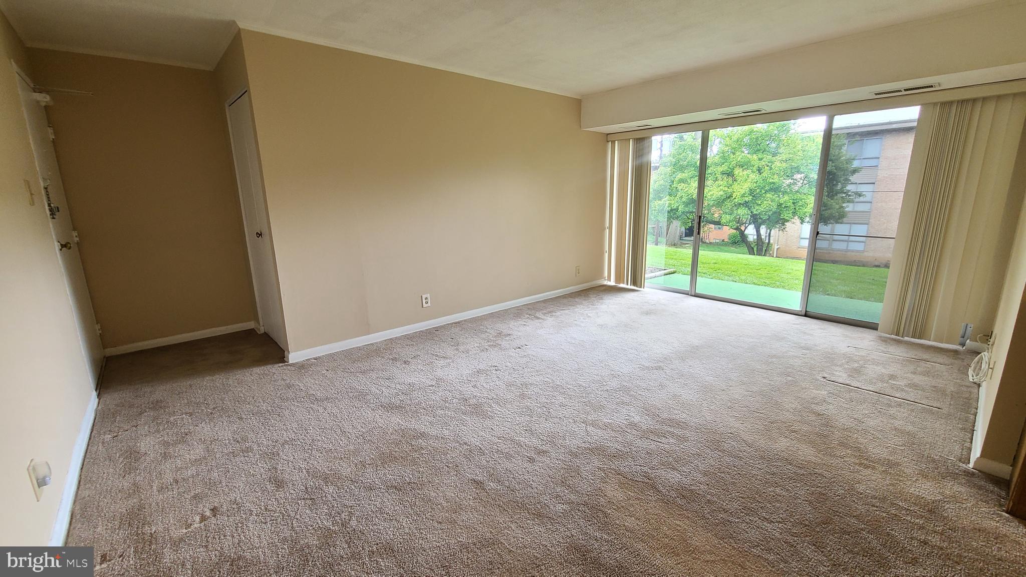 WESTBRIAR - Residential Lease