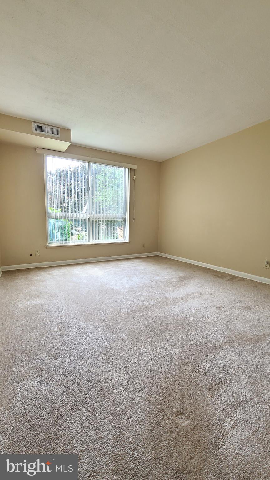 WESTBRIAR - Residential Lease