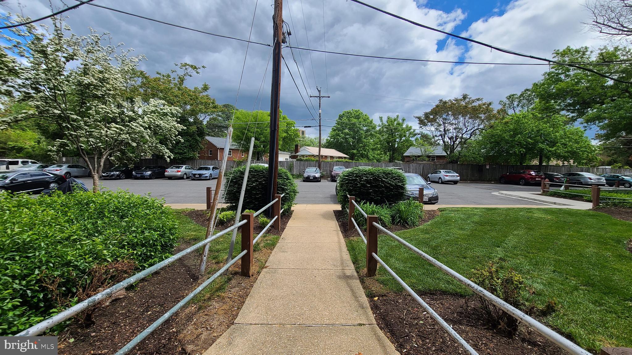 WESTBRIAR - Residential Lease