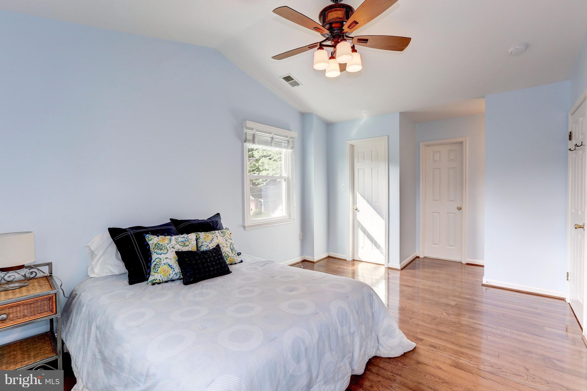 KENSINGTON ESTATES - Residential