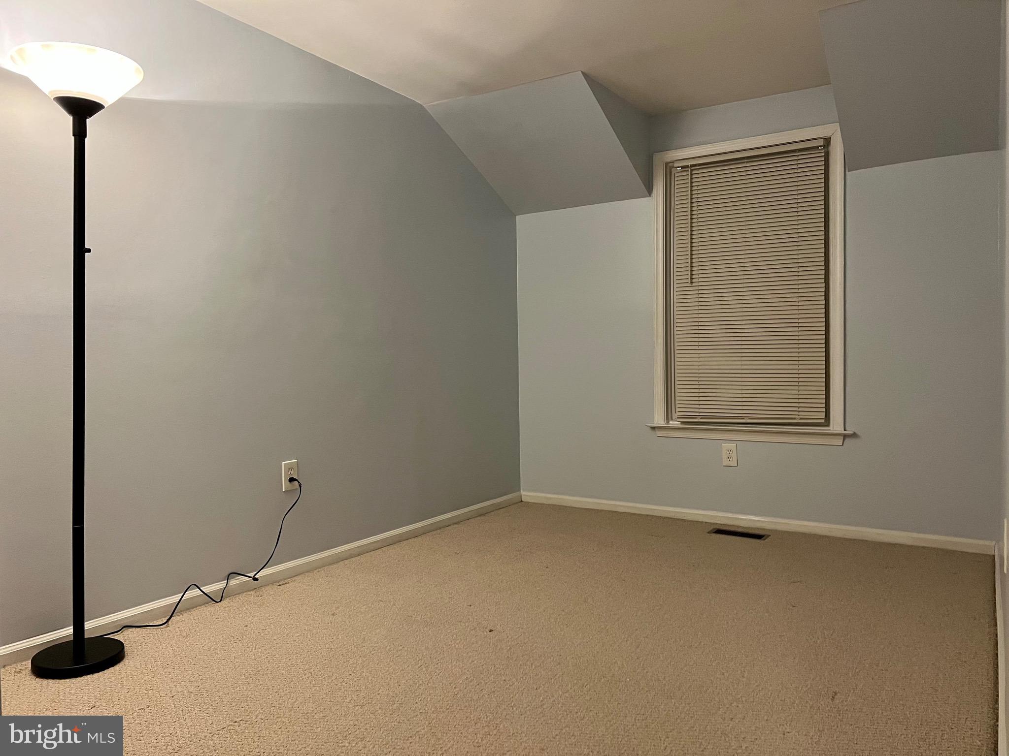 NEW GATE - Residential Lease