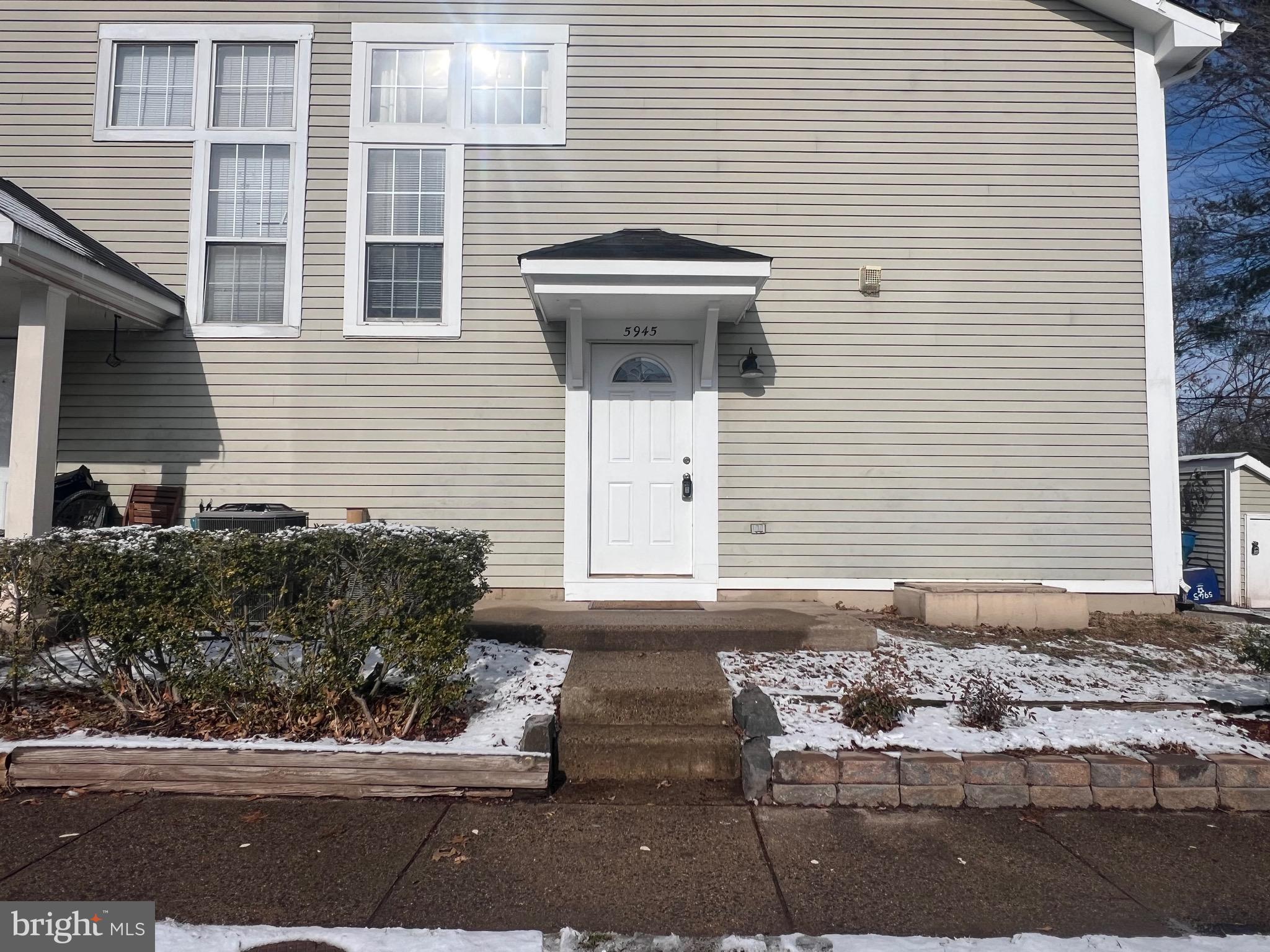 NEW GATE - Residential Lease