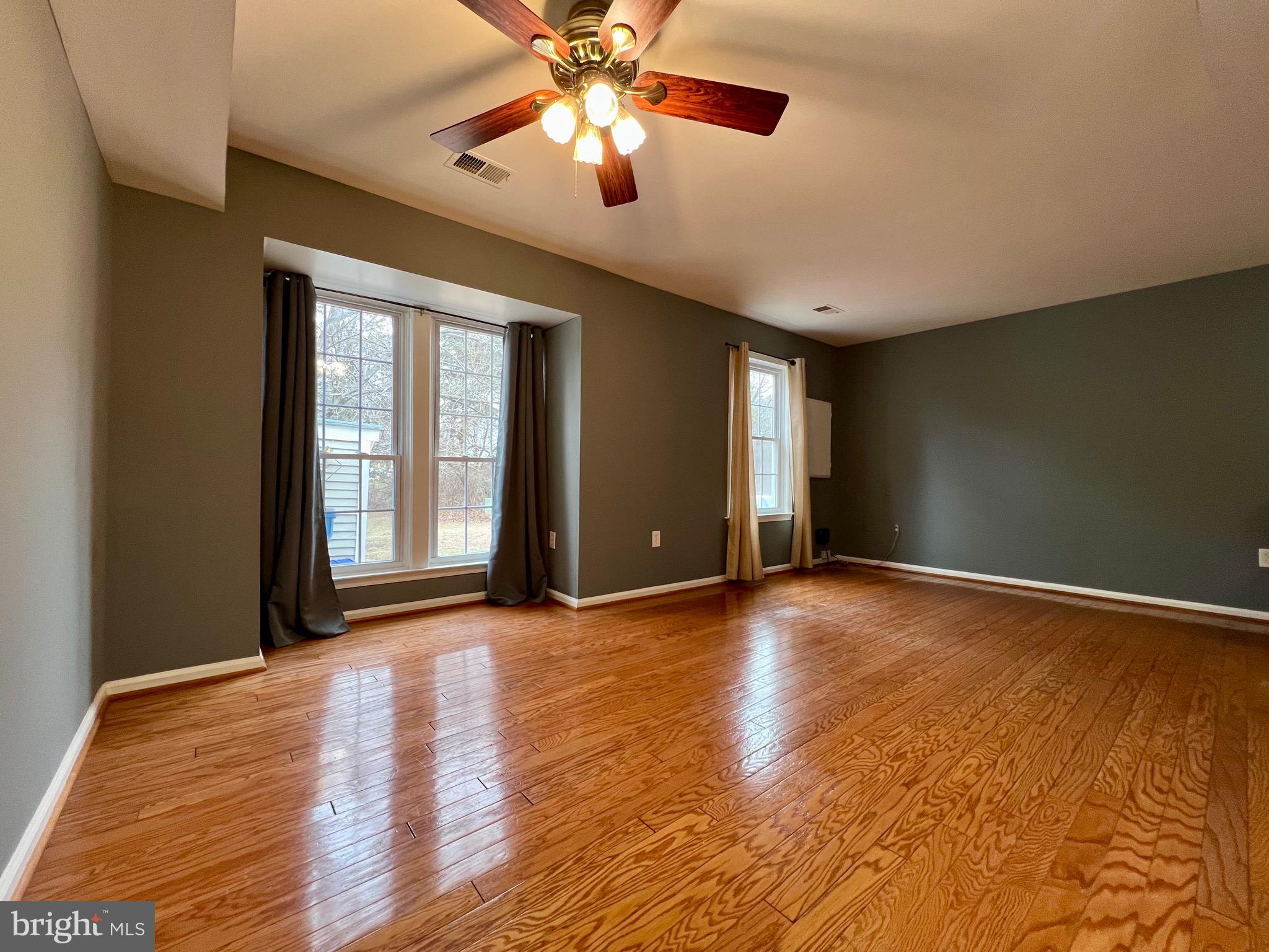 NEW GATE - Residential Lease