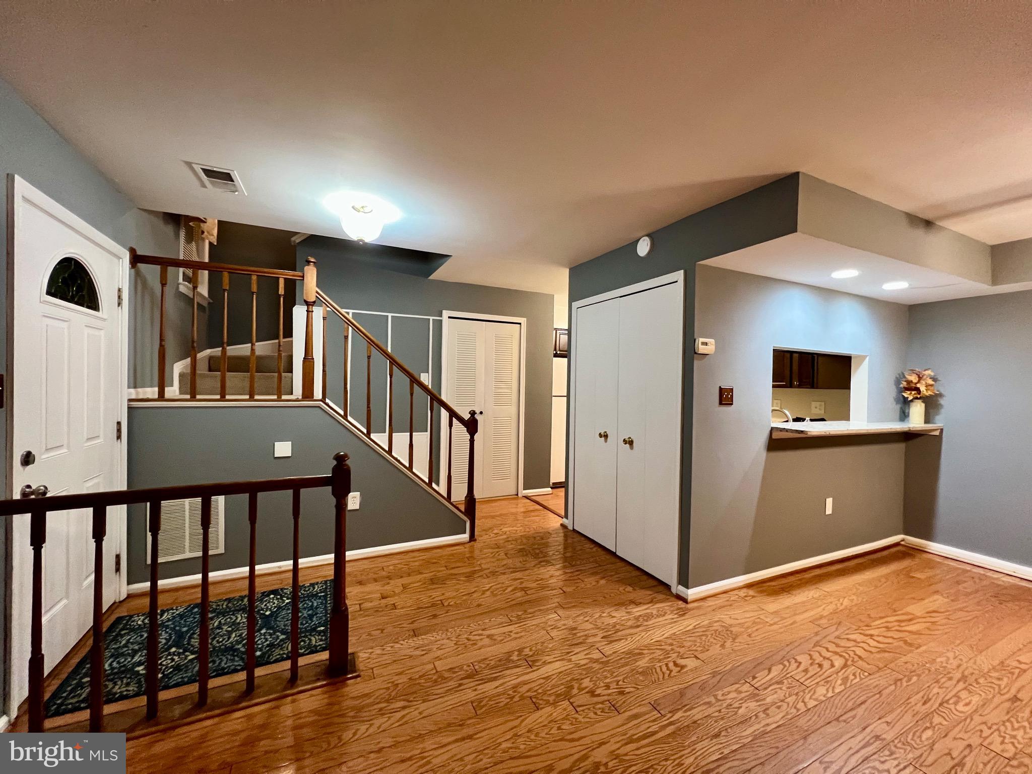 NEW GATE - Residential Lease