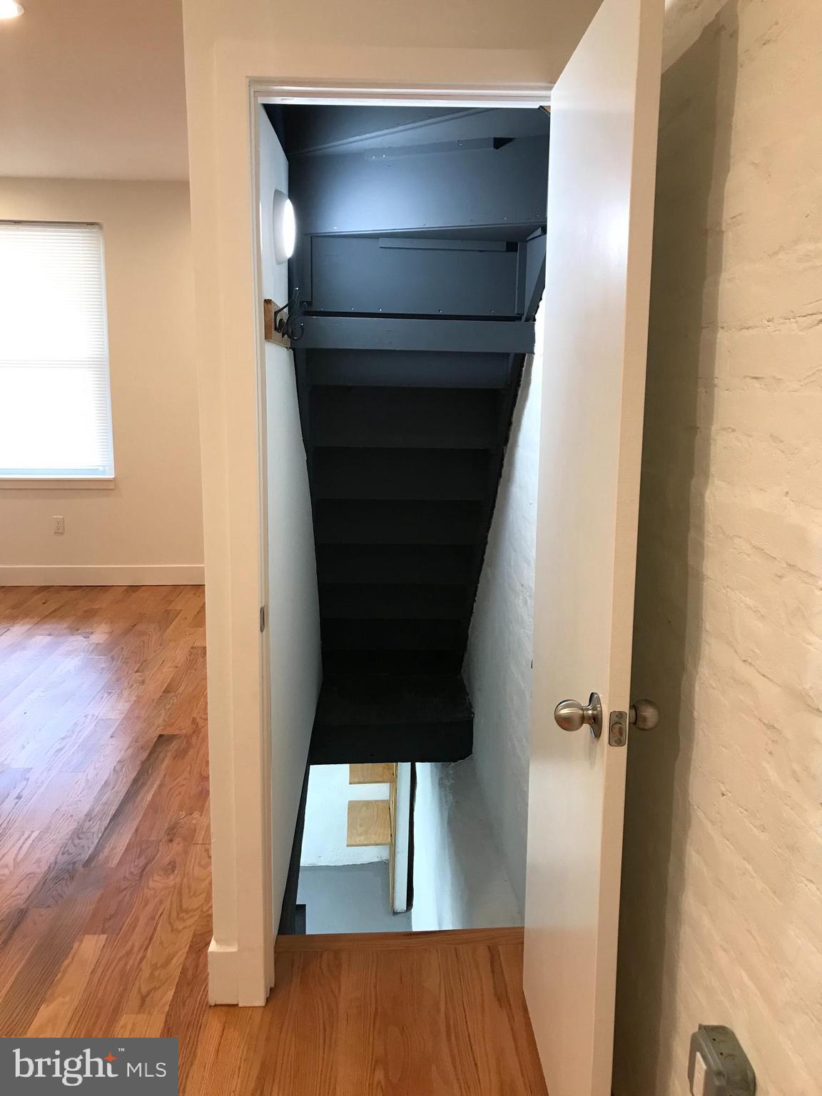 KENSINGTON - Residential Lease