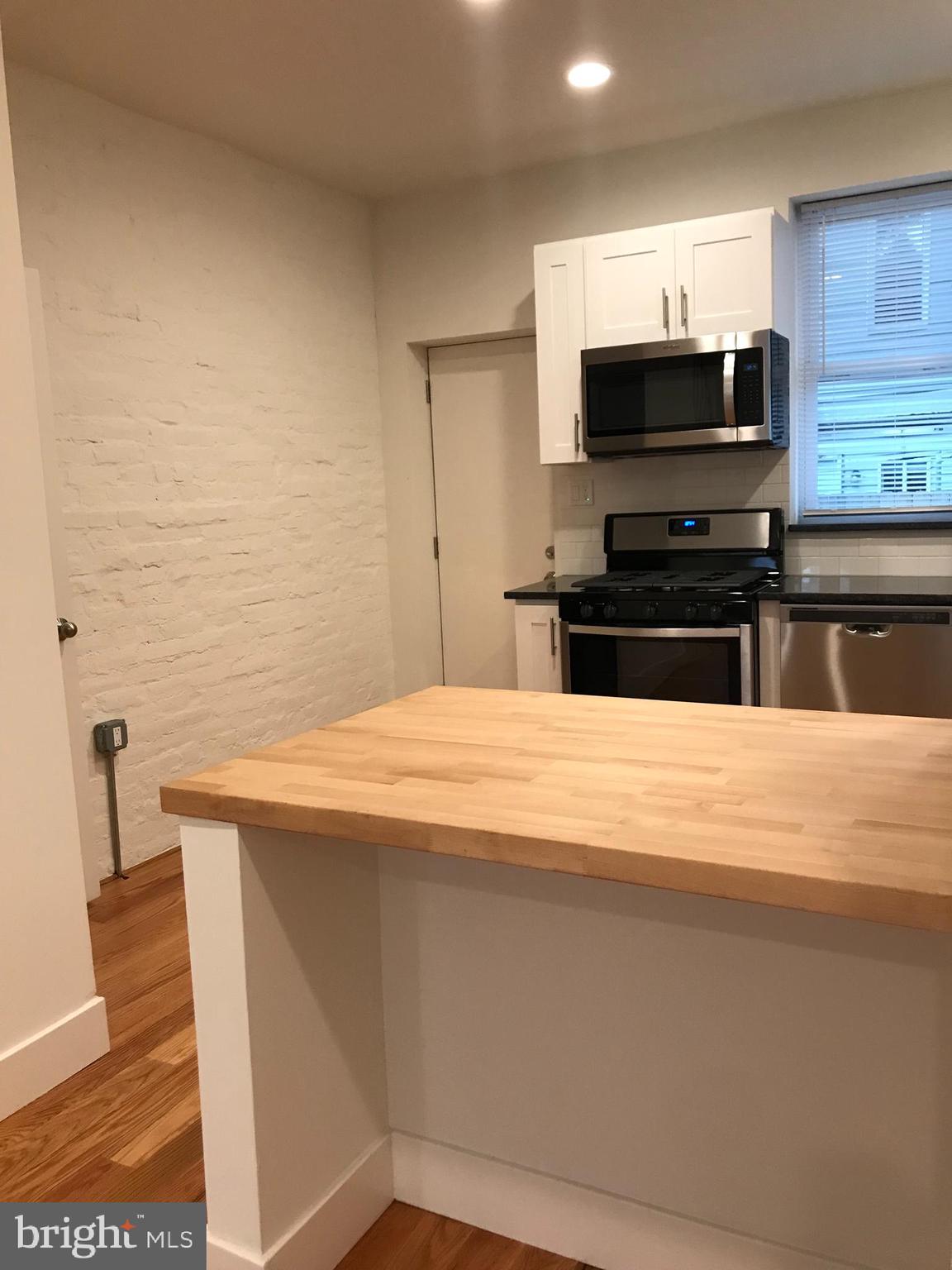 KENSINGTON - Residential Lease