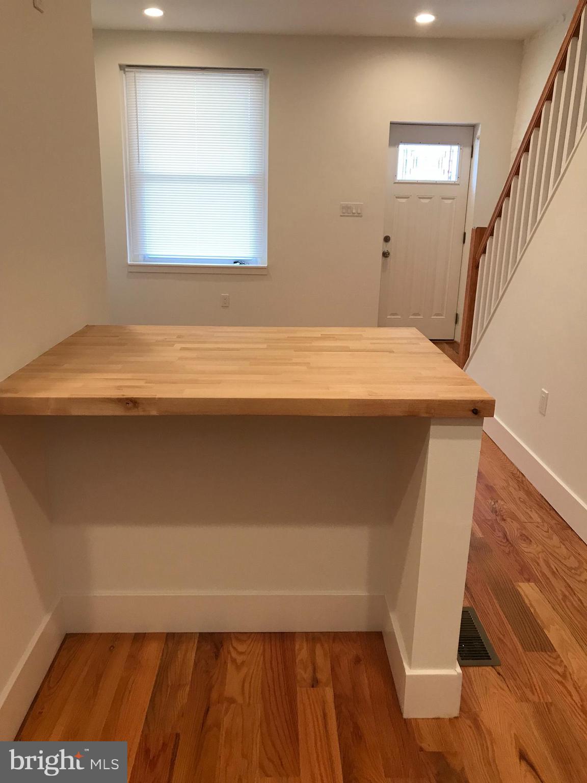 KENSINGTON - Residential Lease