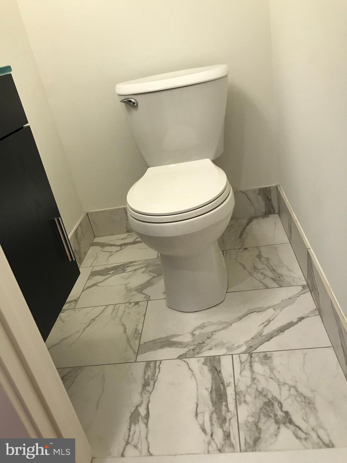 KENSINGTON - Residential Lease