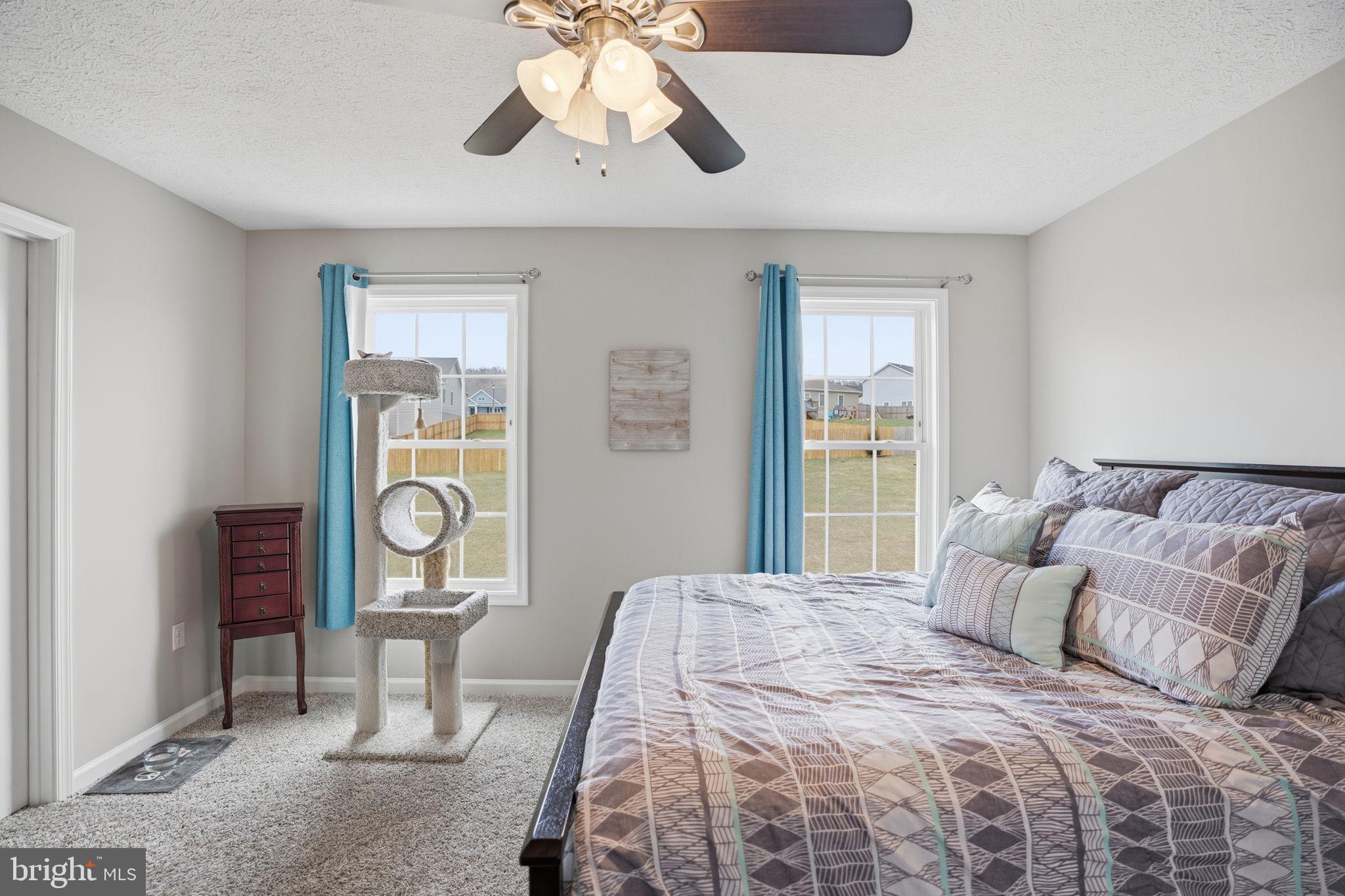 PEBBLE RIDGE - Residential