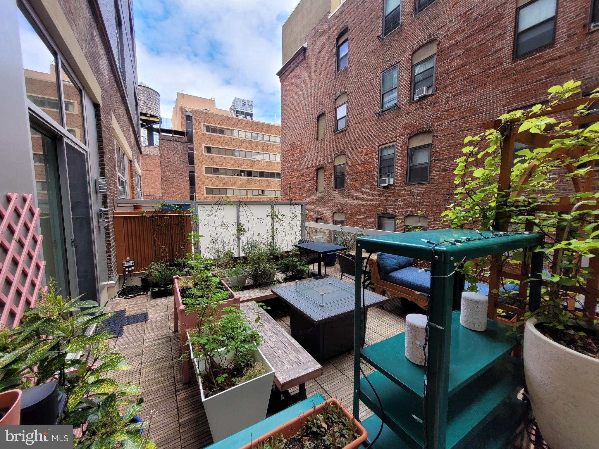 WASHINGTON SQ WEST - Residential Lease