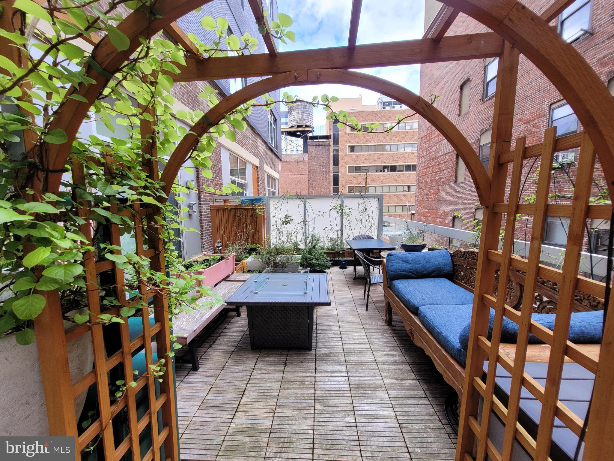 WASHINGTON SQ WEST - Residential Lease