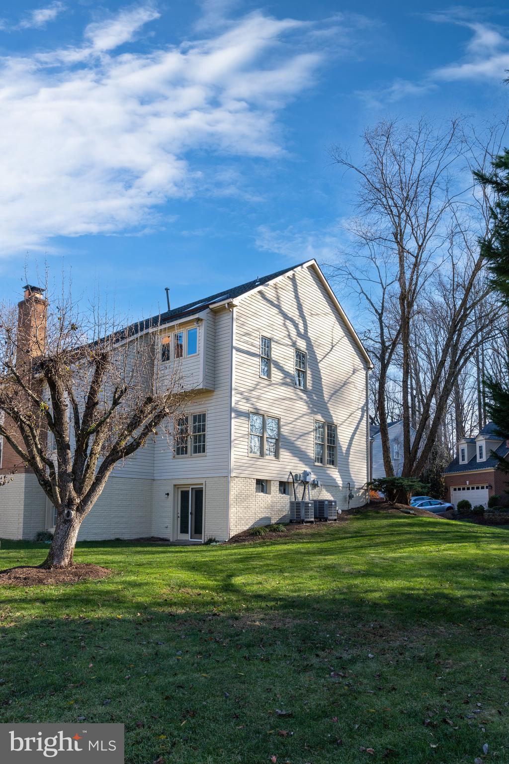 CROSSPOINTE - Residential