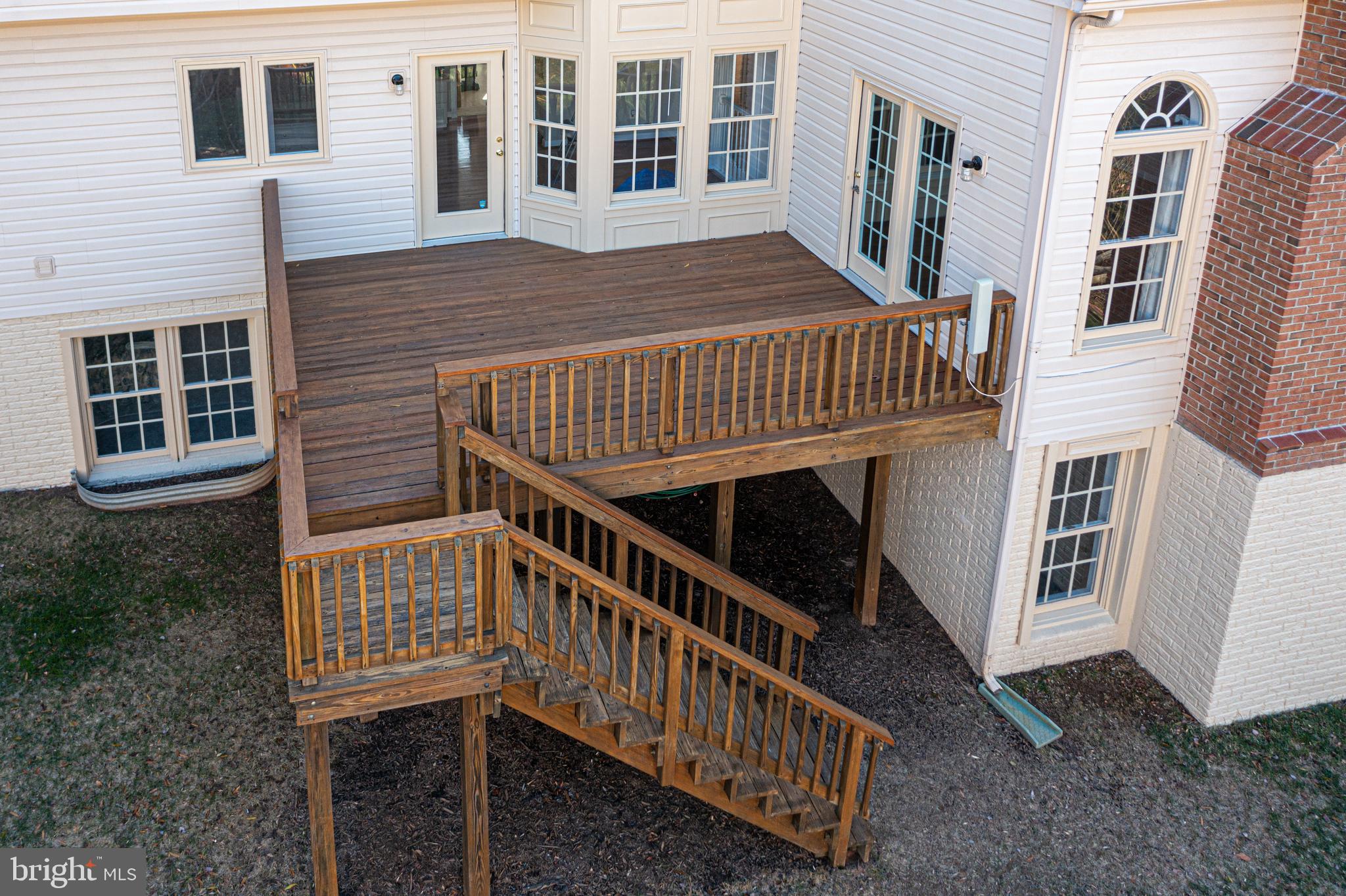 CROSSPOINTE - Residential