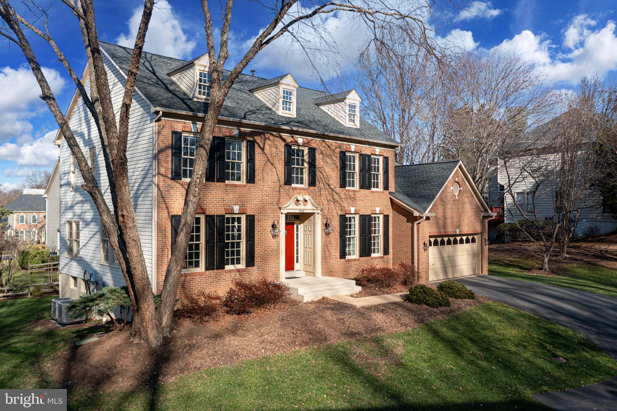 CROSSPOINTE - Residential