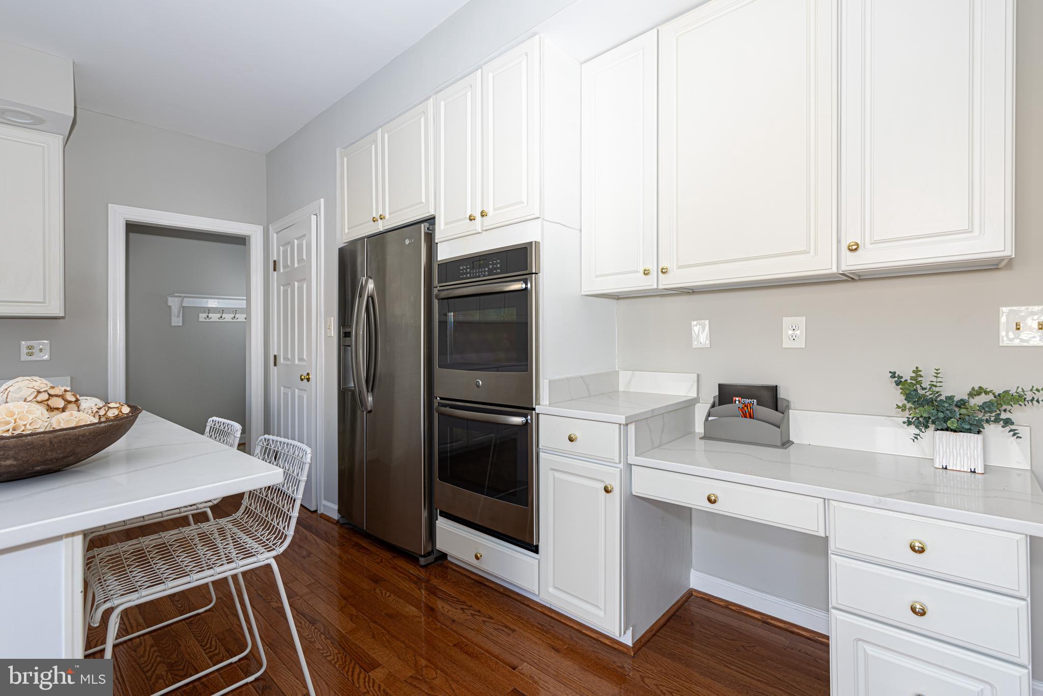 CROSSPOINTE - Residential