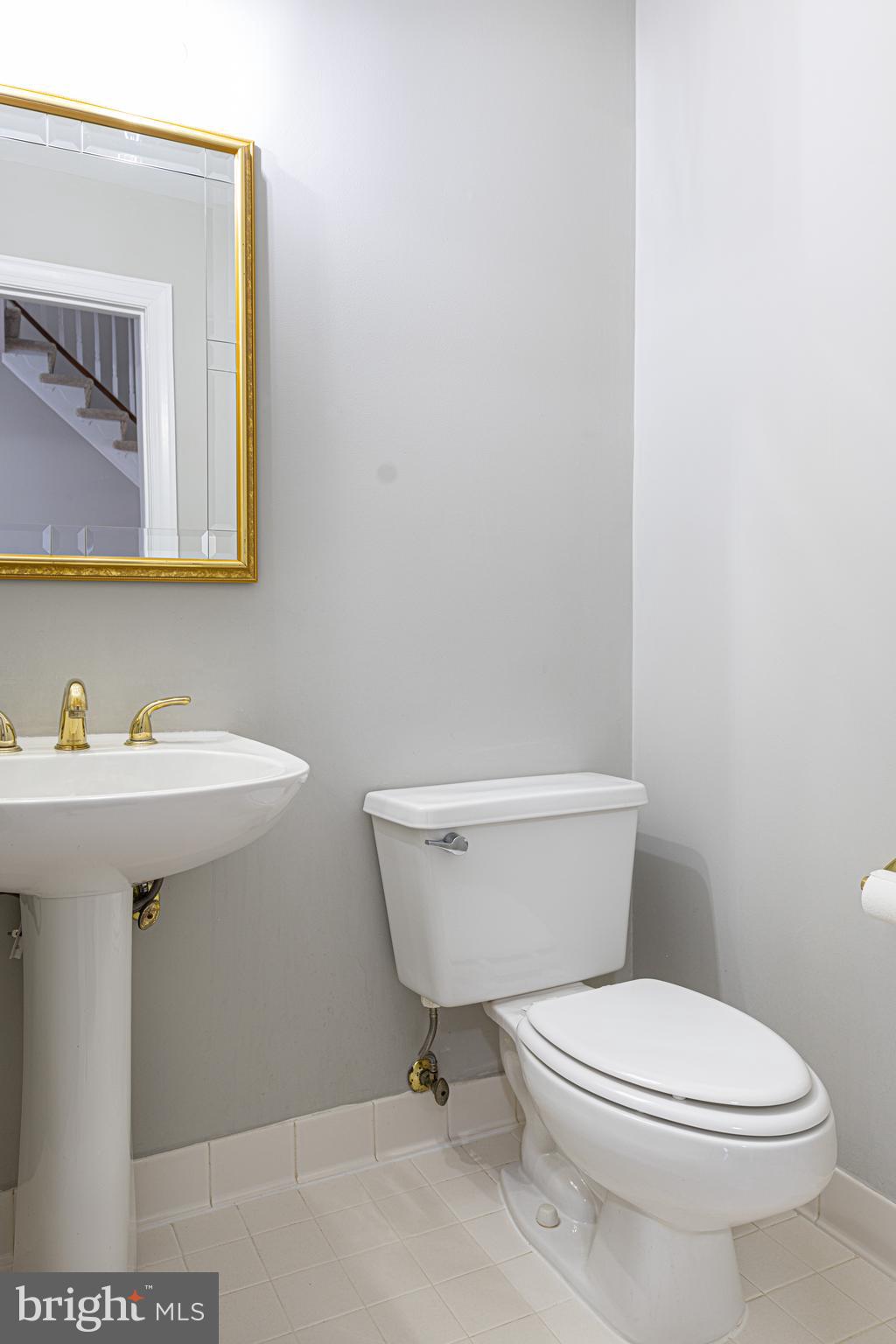 CROSSPOINTE - Residential