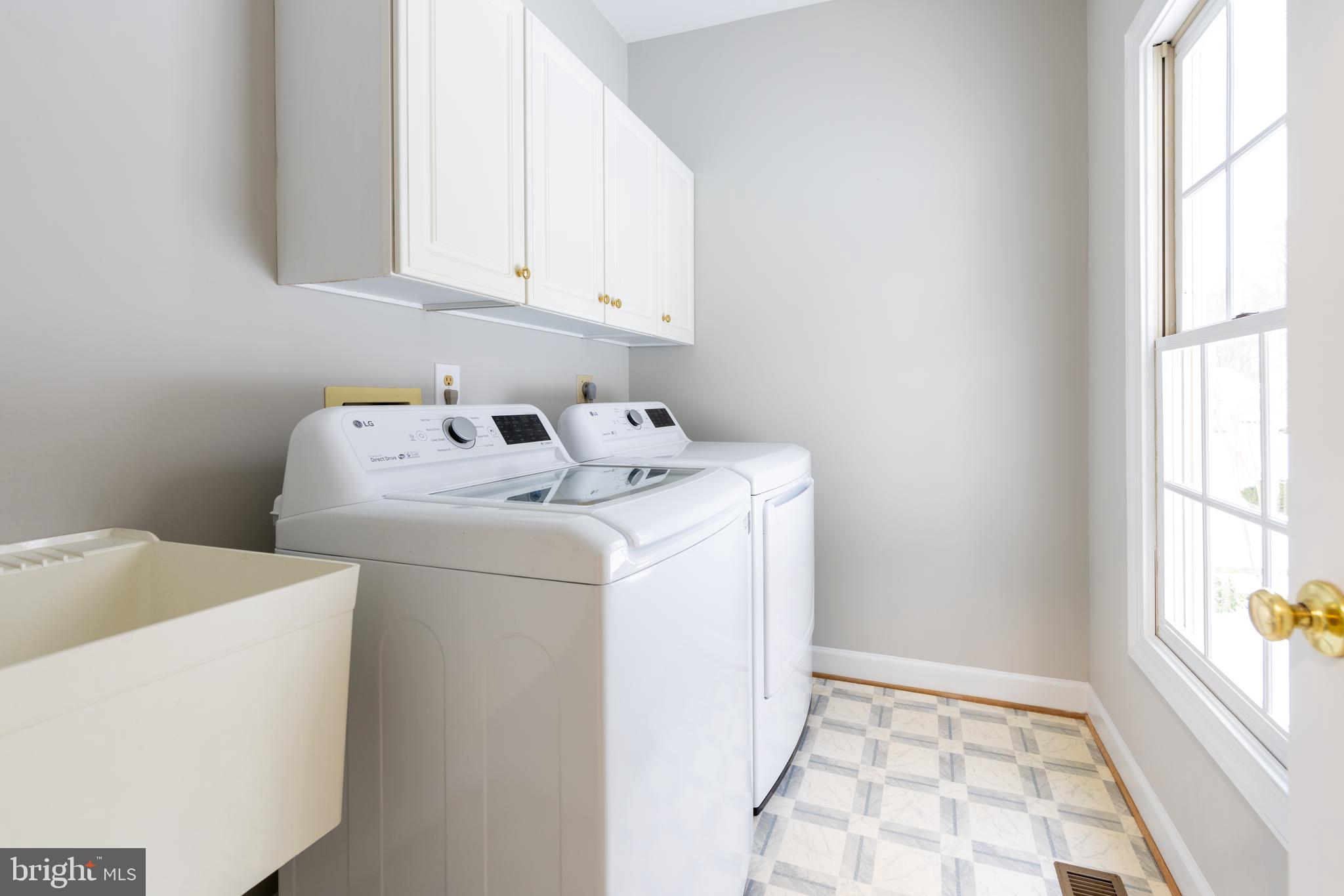 CROSSPOINTE - Residential