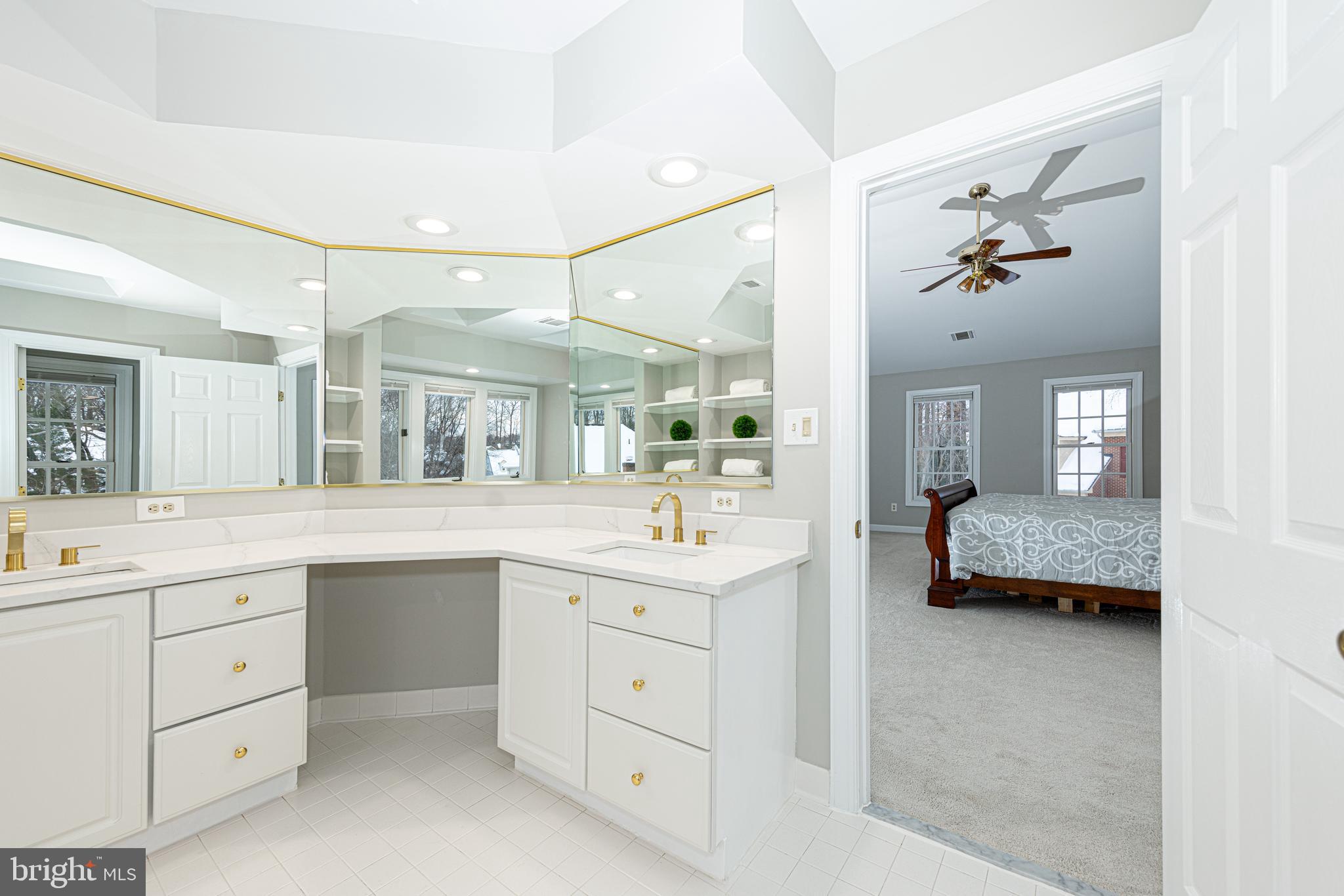 CROSSPOINTE - Residential