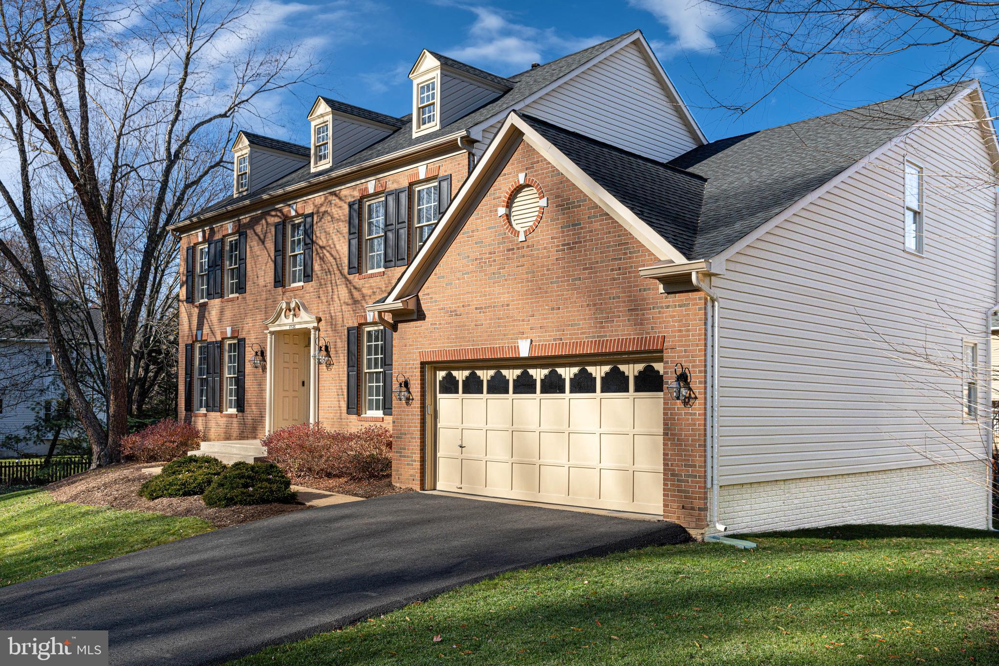 CROSSPOINTE - Residential