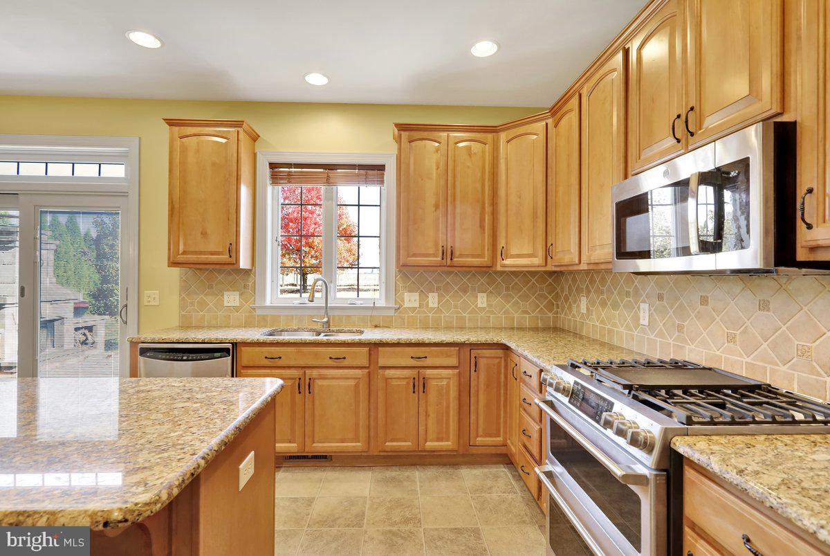 PARKFIELD - Residential