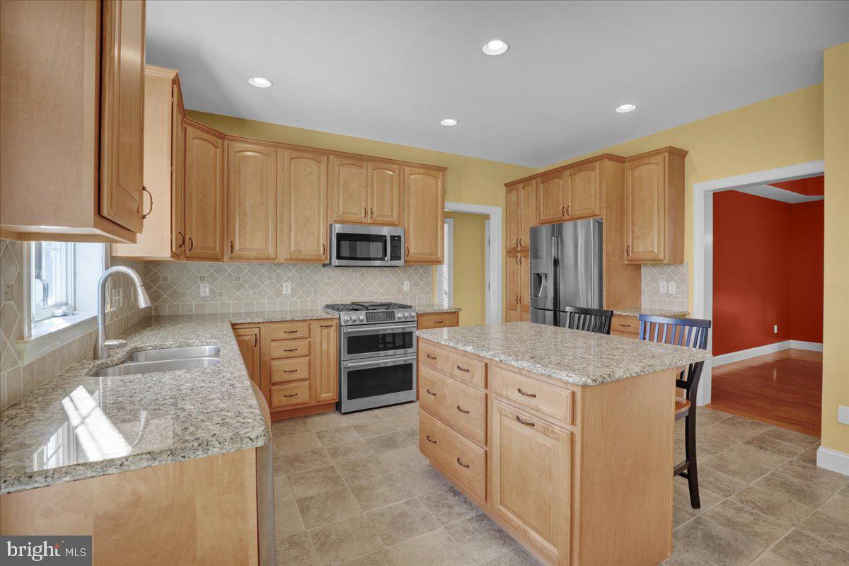 PARKFIELD - Residential