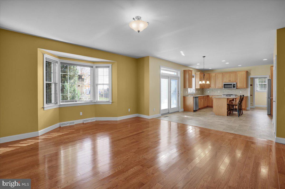 PARKFIELD - Residential