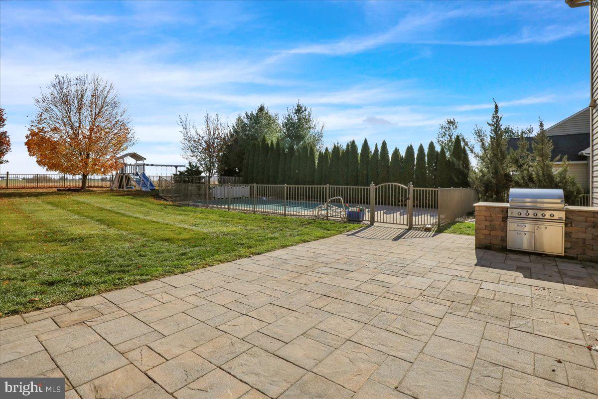 PARKFIELD - Residential