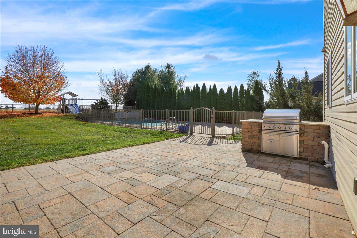 PARKFIELD - Residential