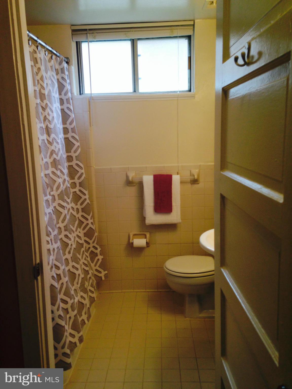 CAMBRIDGE COURTS - Residential