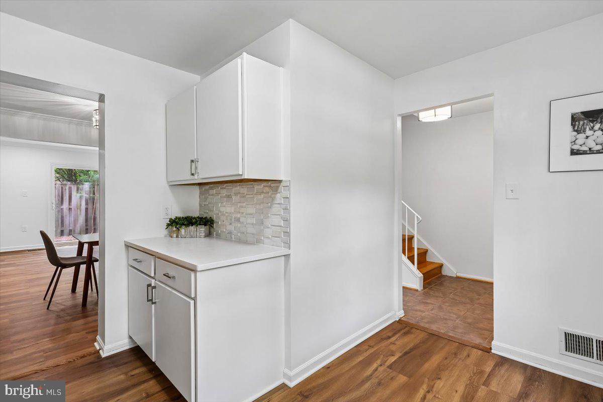 742 COLLEGE PARKWAY 7-742
