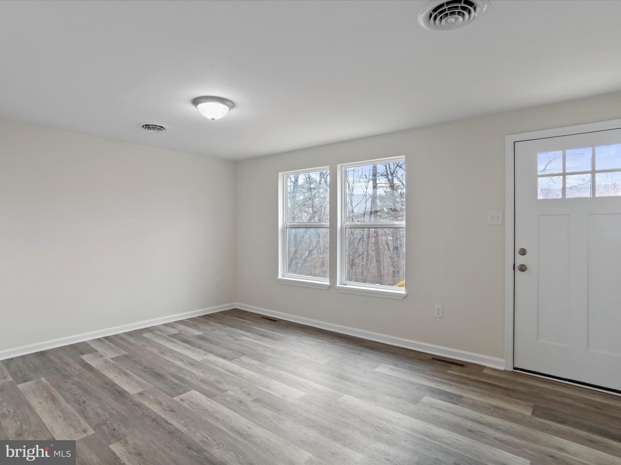 CACAPON RIDGE - Residential