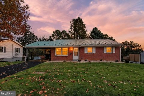 306 COTTAGE STREET WAYNESBORO PA 17268