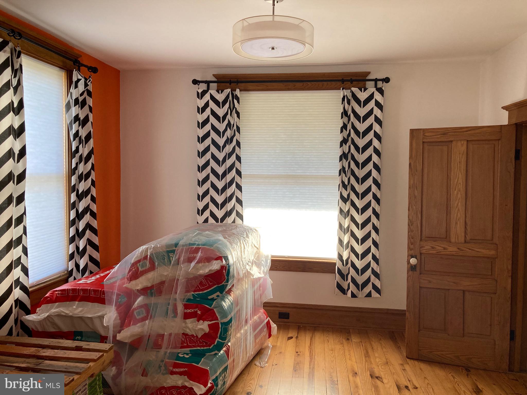 FALLING SPRING RD - Residential Lease