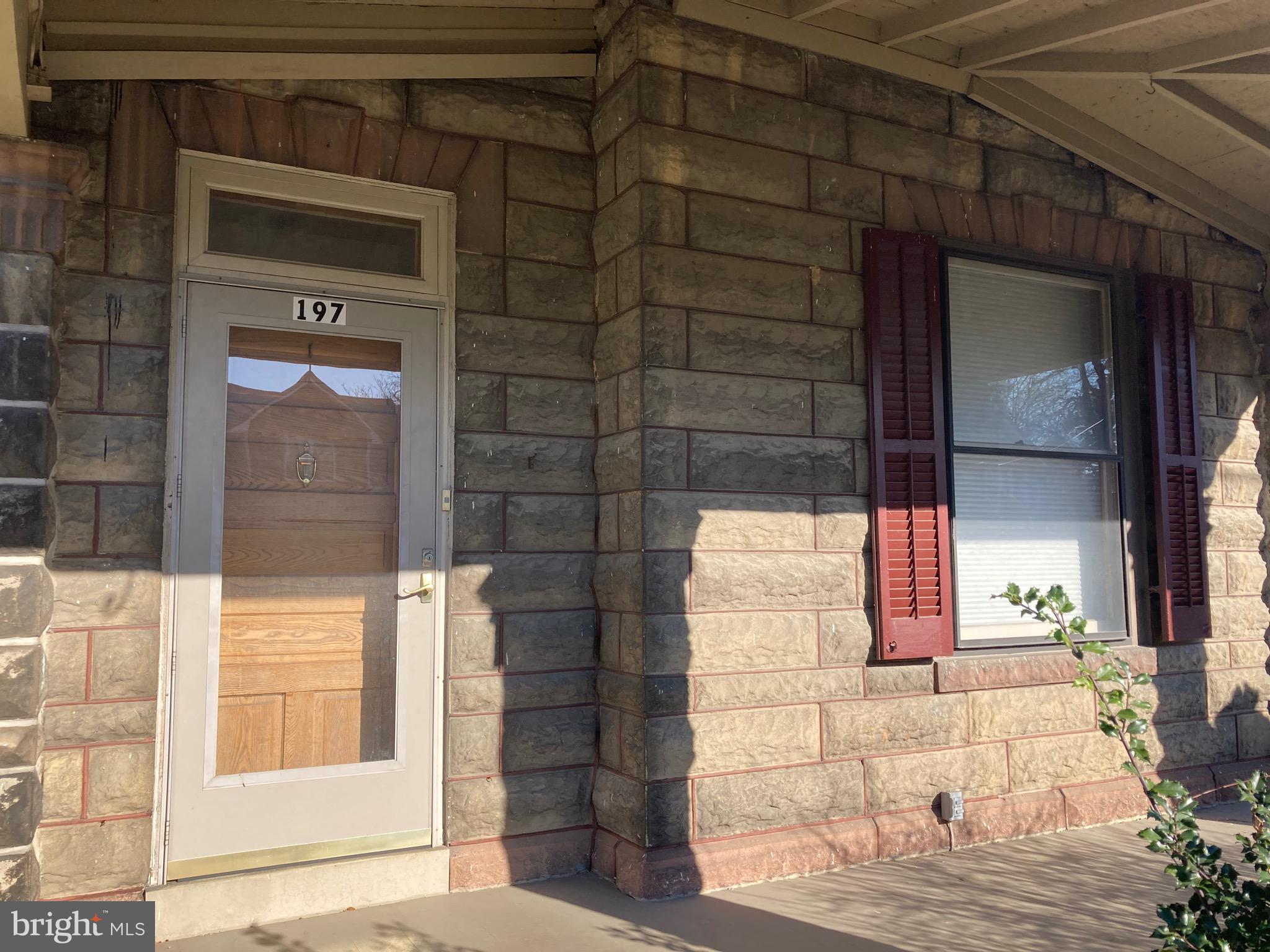 FALLING SPRING RD - Residential Lease