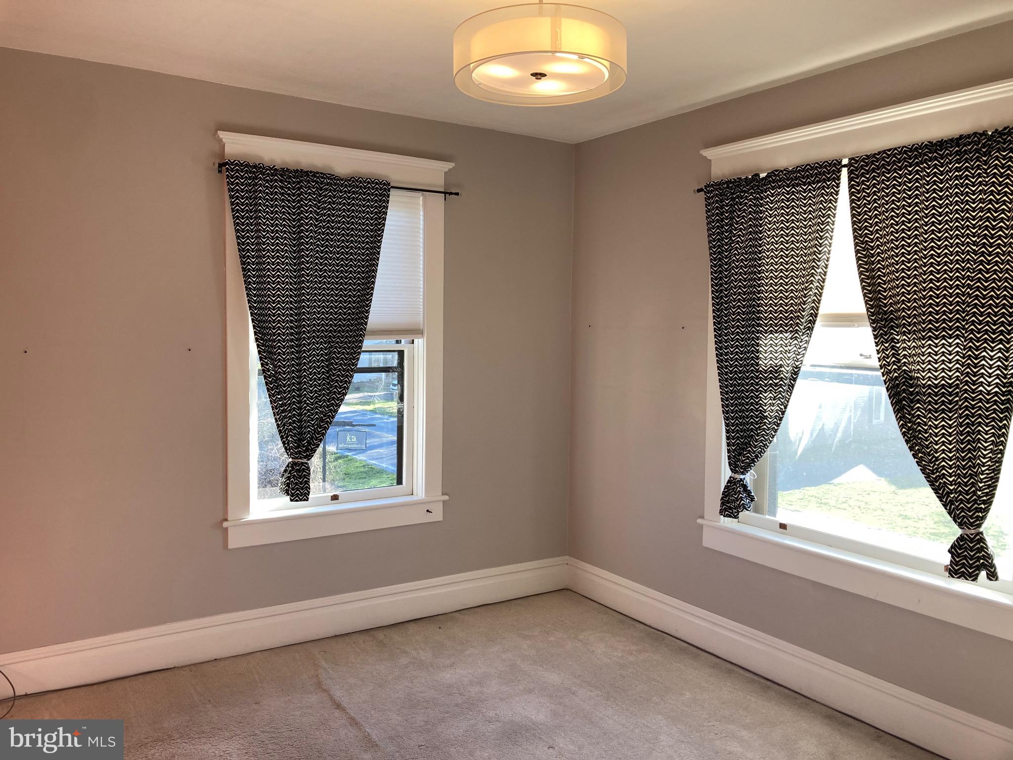 FALLING SPRING RD - Residential Lease