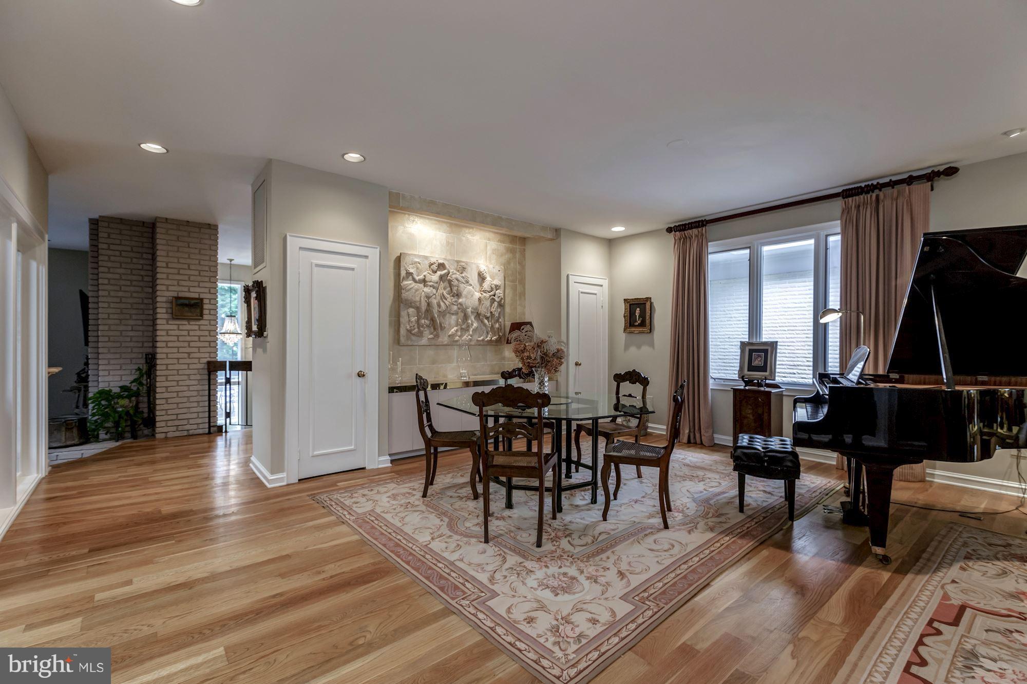 LANGLEY FARMS - Residential