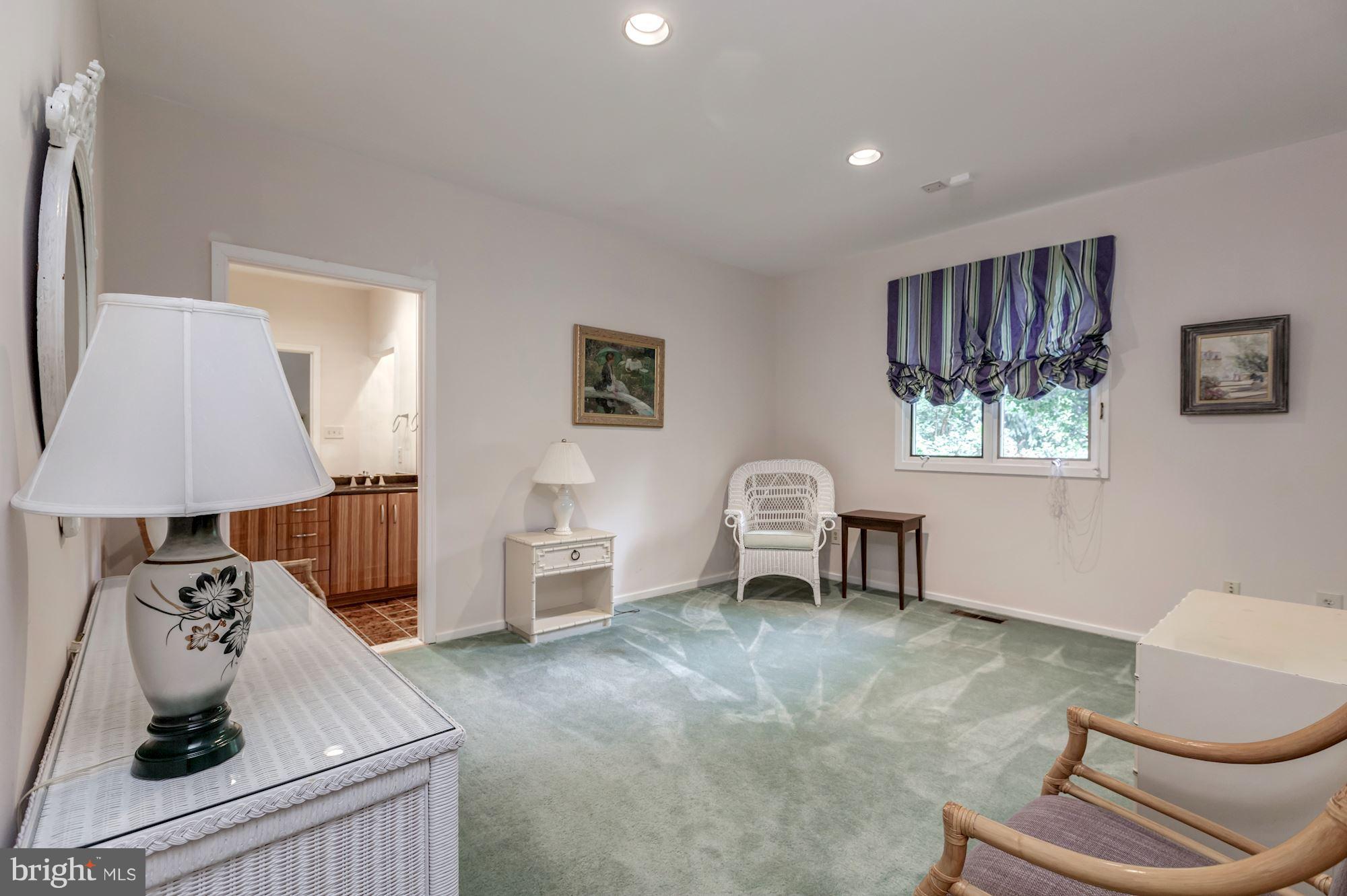 LANGLEY FARMS - Residential