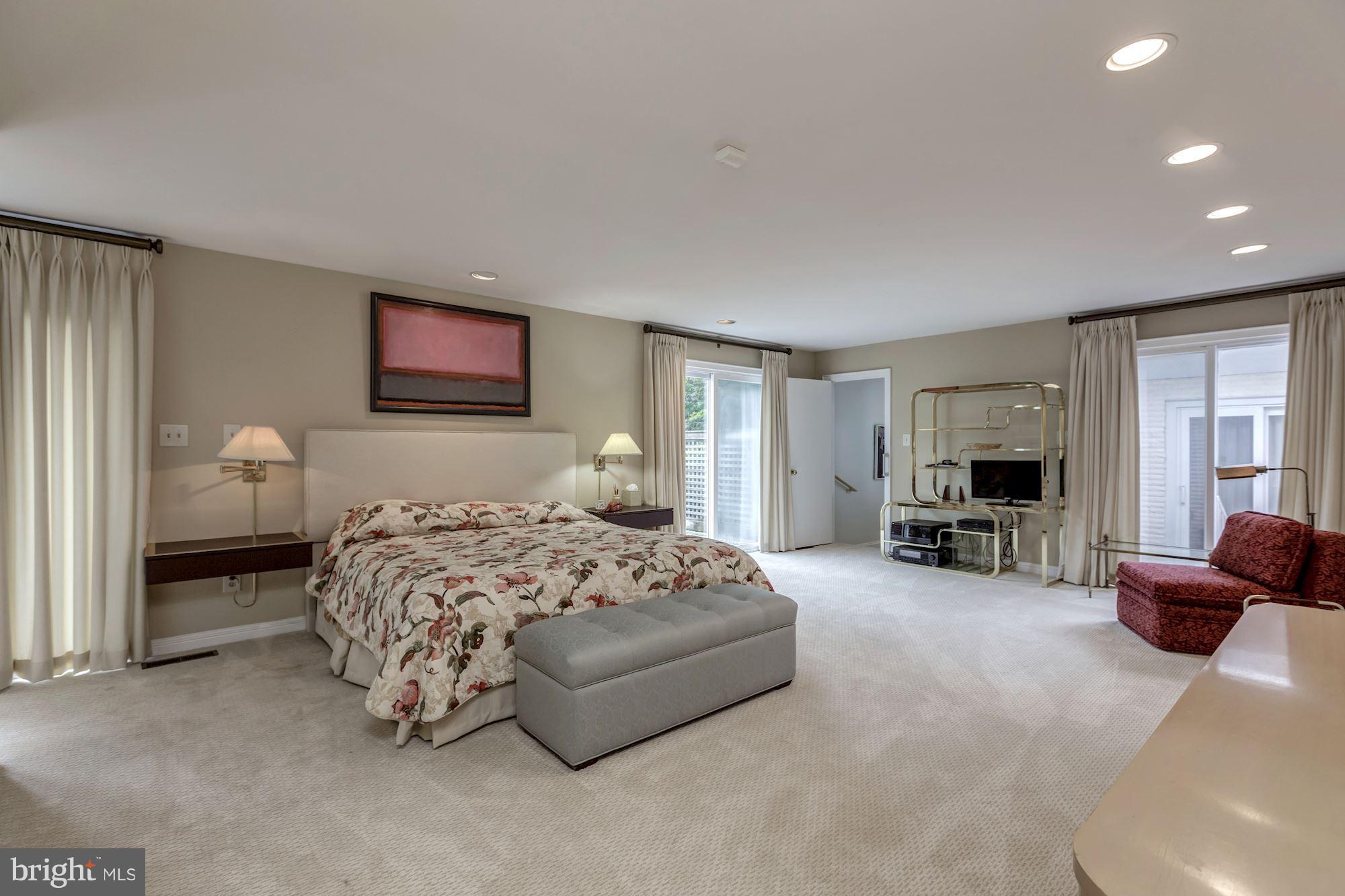 LANGLEY FARMS - Residential