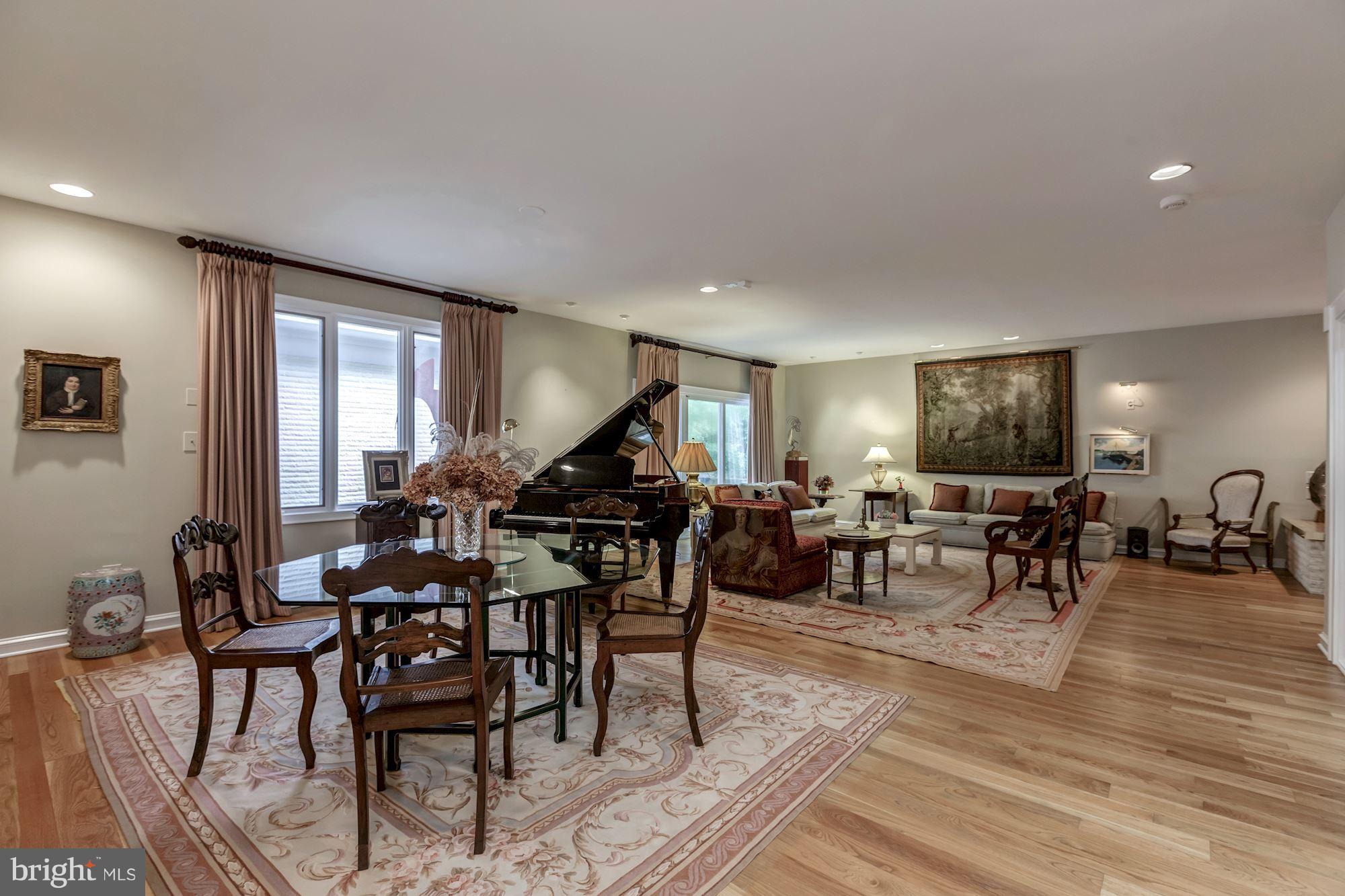 LANGLEY FARMS - Residential