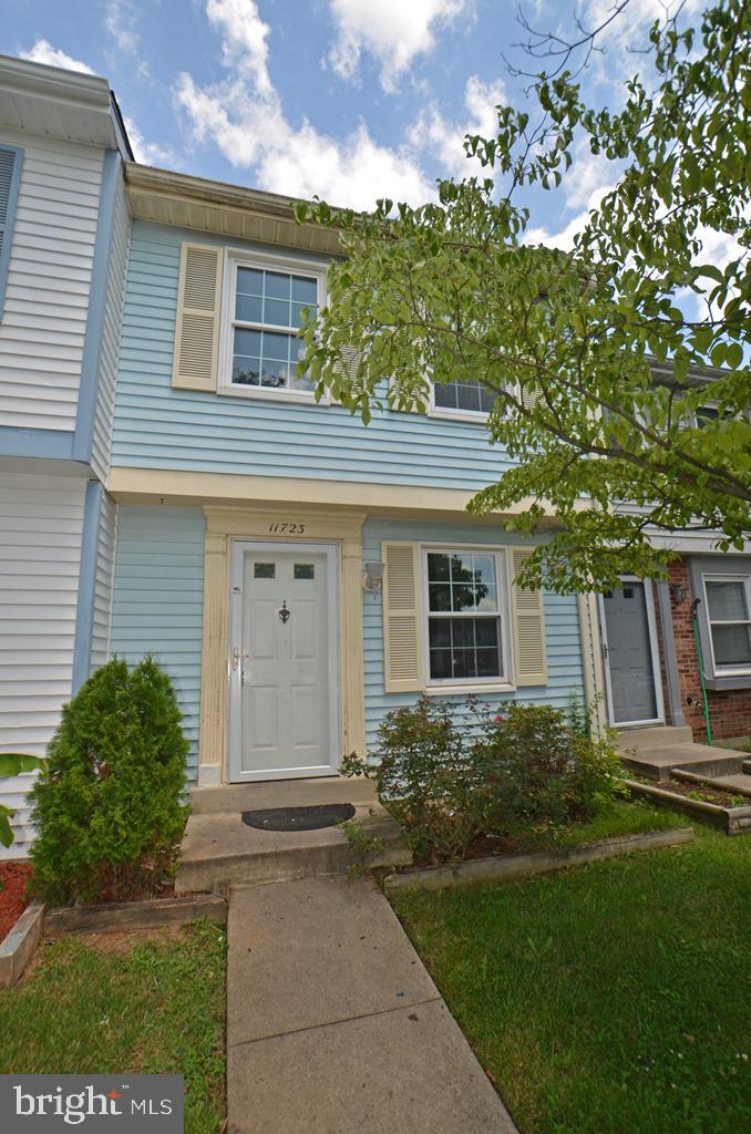 MIDDLEBROOK COMMONS - Residential
