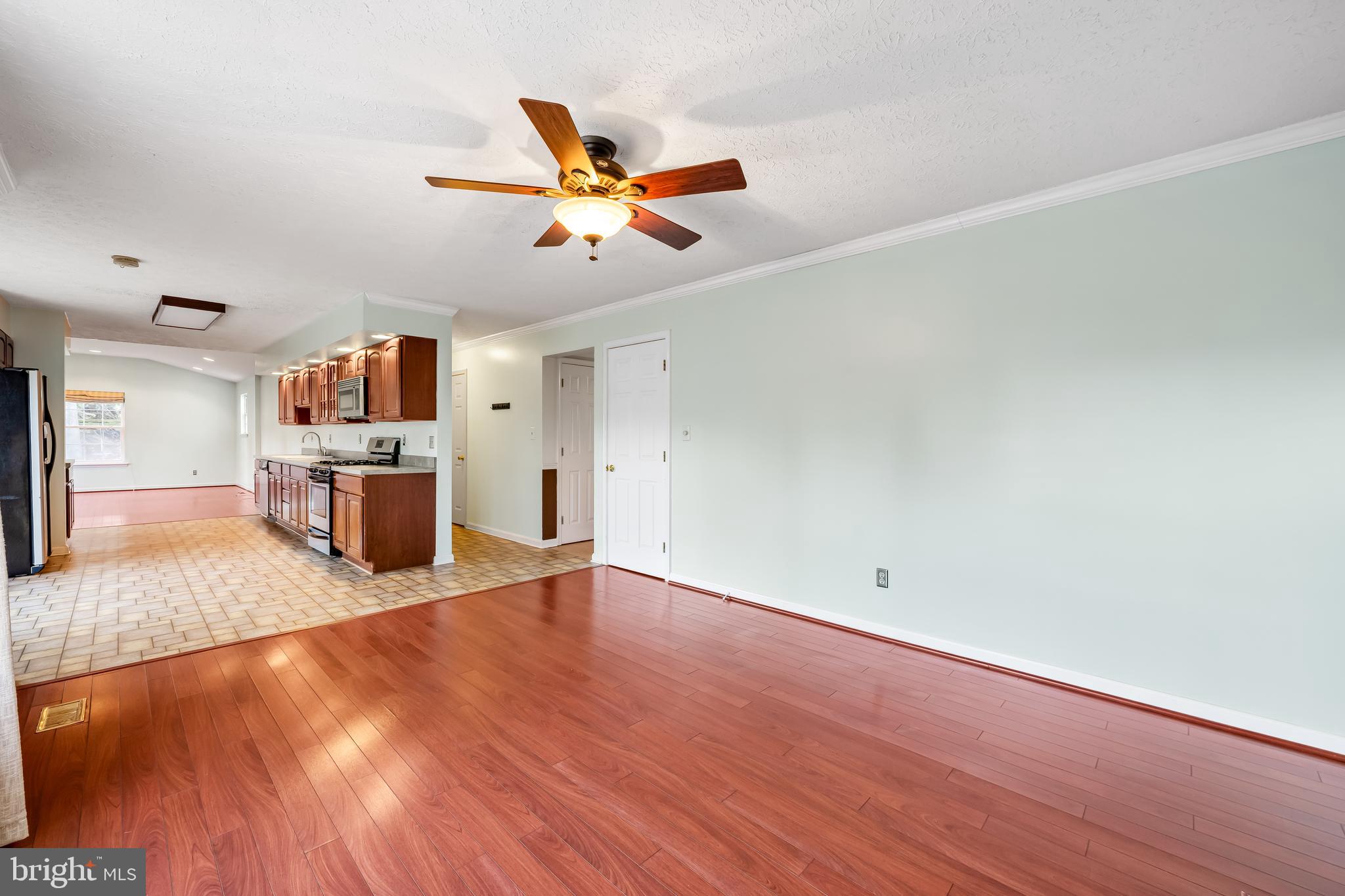 PRESTON MANOR - Residential