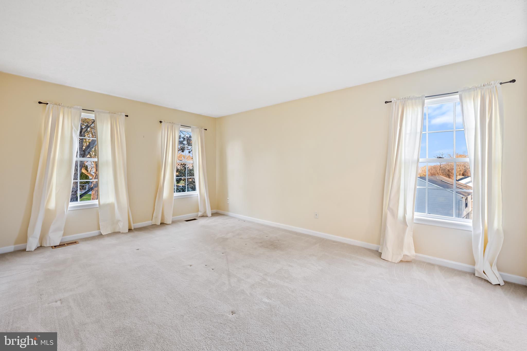 PRESTON MANOR - Residential