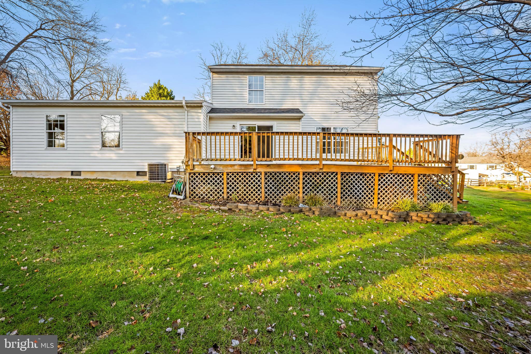 PRESTON MANOR - Residential