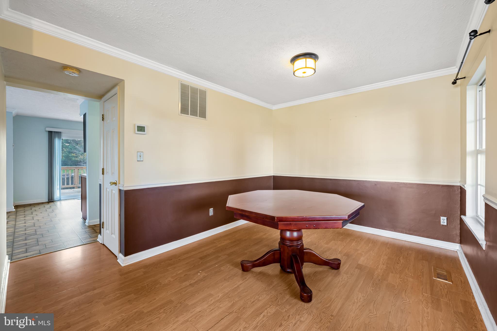 PRESTON MANOR - Residential