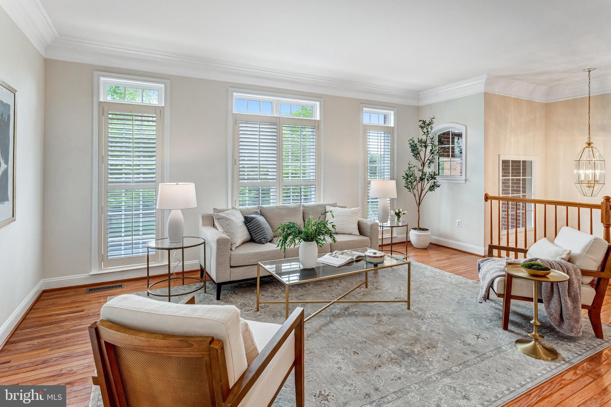 SOUTH RIDING - Residential