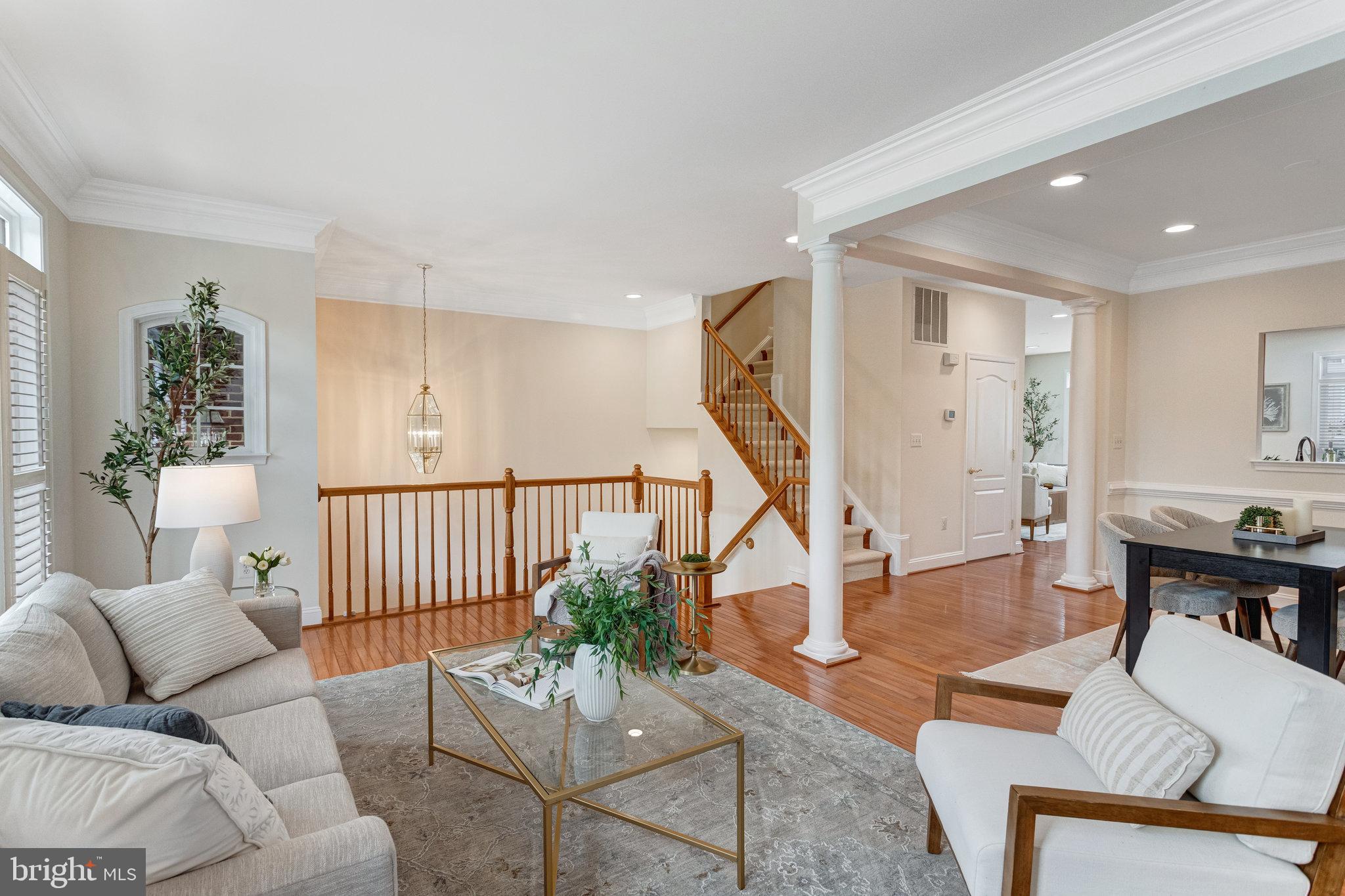 SOUTH RIDING - Residential